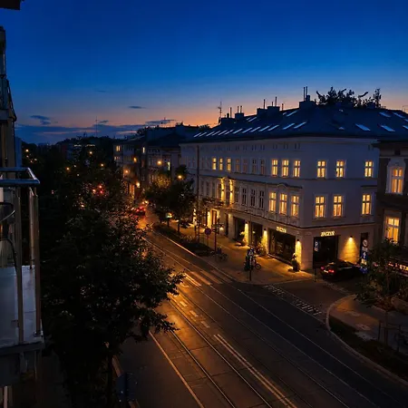 Apartamento White Marble Palace 2xparking Wifi Ac Fireplace Balcony Terrace Security Vistula River Wawel Castle Old Town